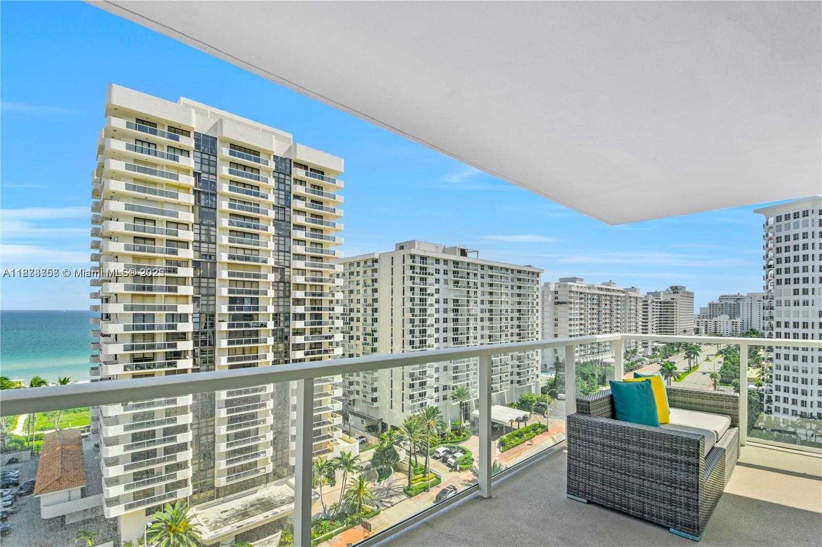 Small Image of 5750 COLLINS AVE #14A, Miami Beach Number 20