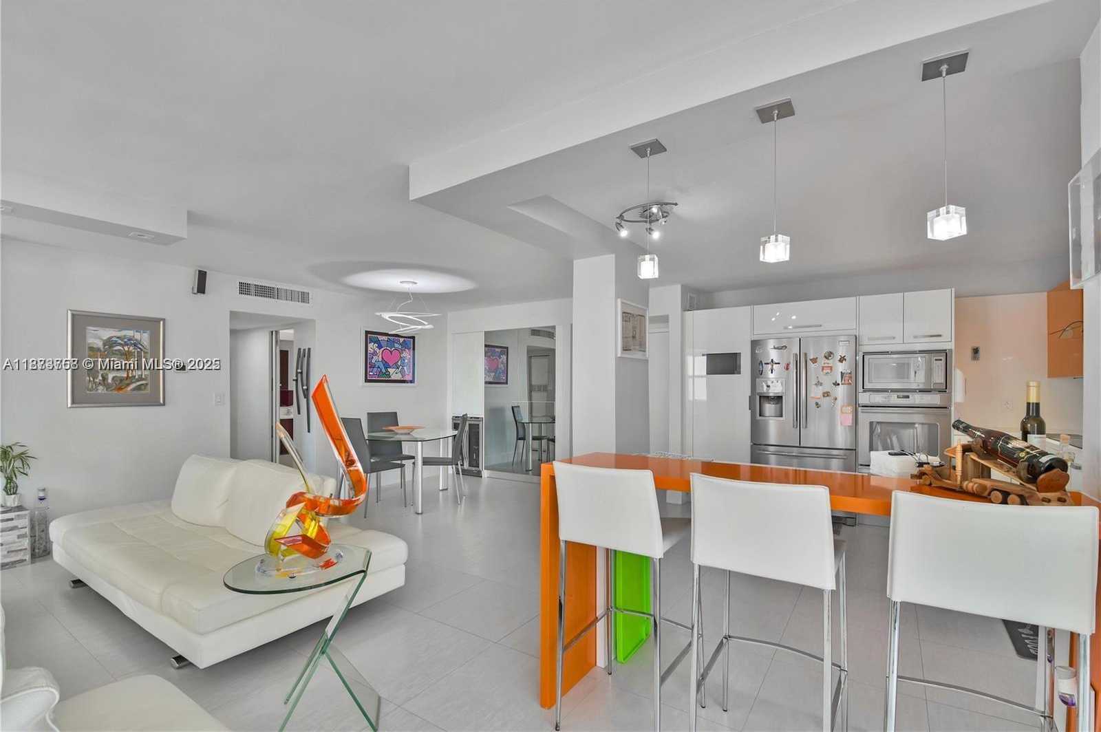 Small Image of 5750 COLLINS AVE #14A, Miami Beach Number 29