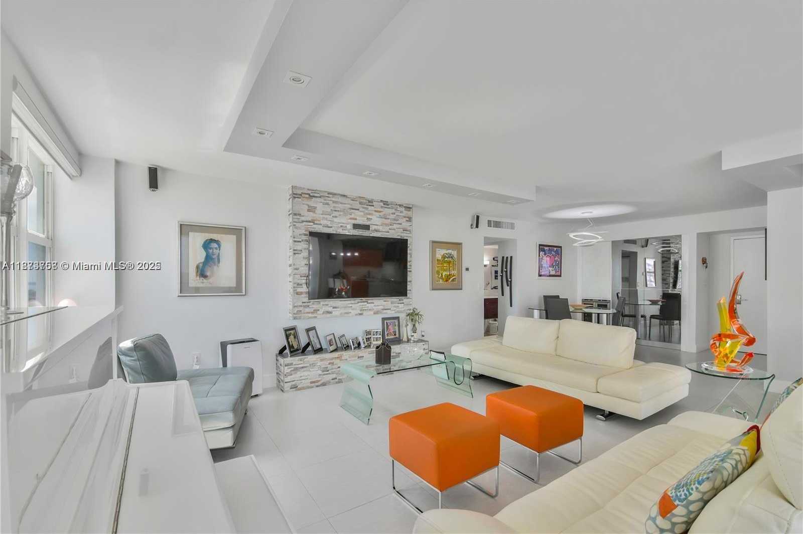 Small Image of 5750 COLLINS AVE #14A, Miami Beach Number 30