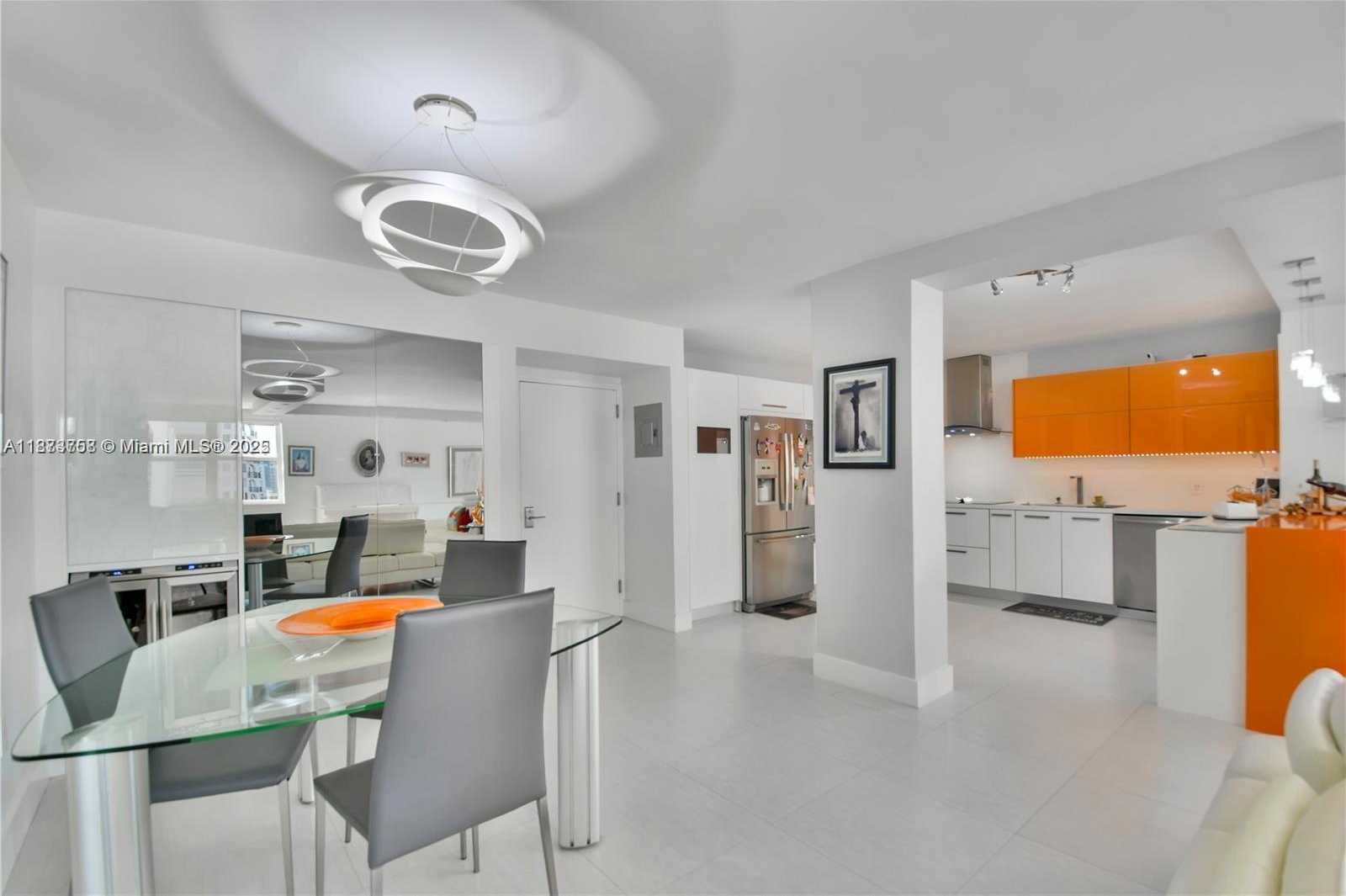 Small Image of 5750 COLLINS AVE #14A, Miami Beach Number 32