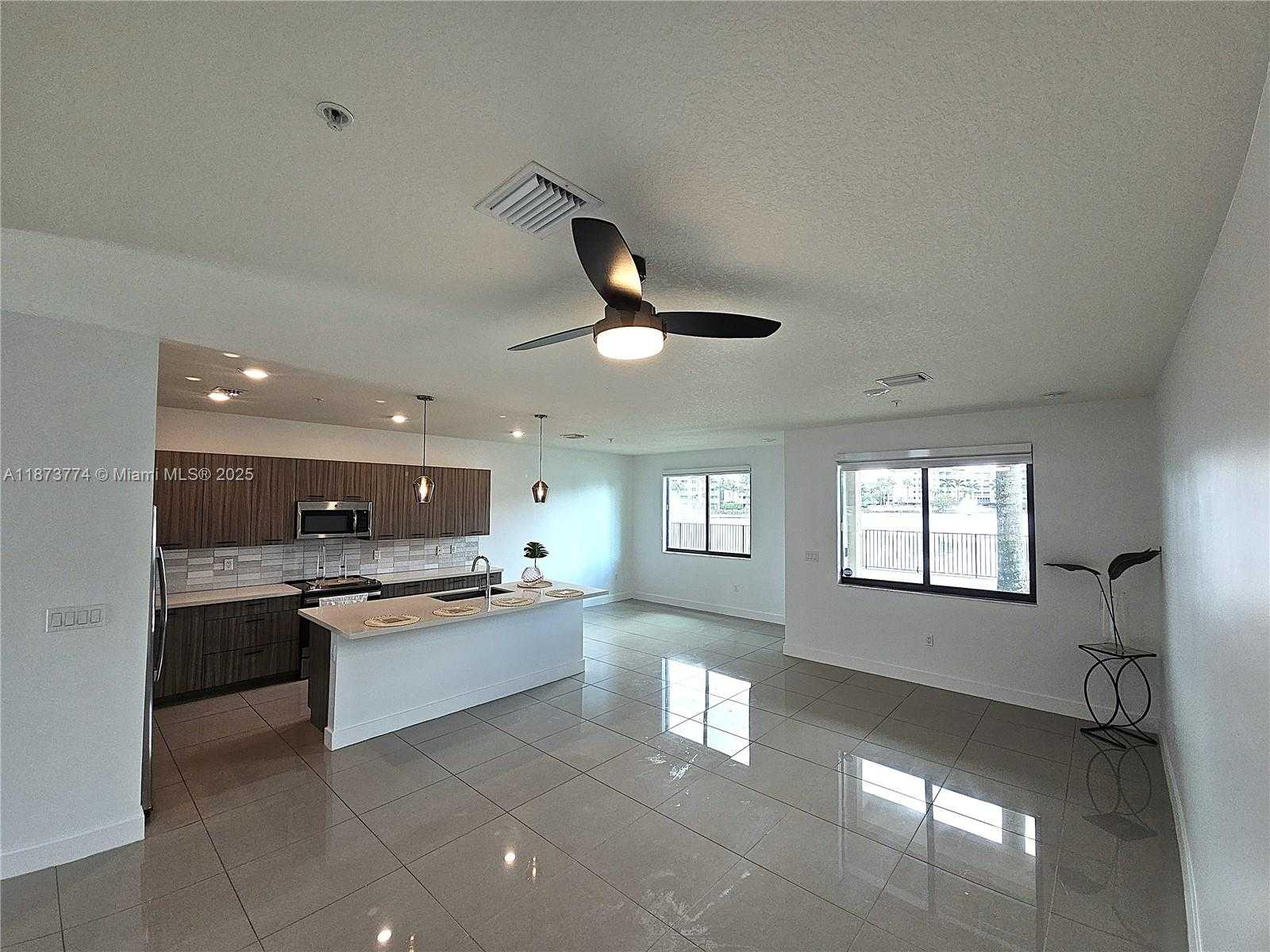 Small Image of 4640 NORTH WEST 84TH AVE #13, Doral Number 15