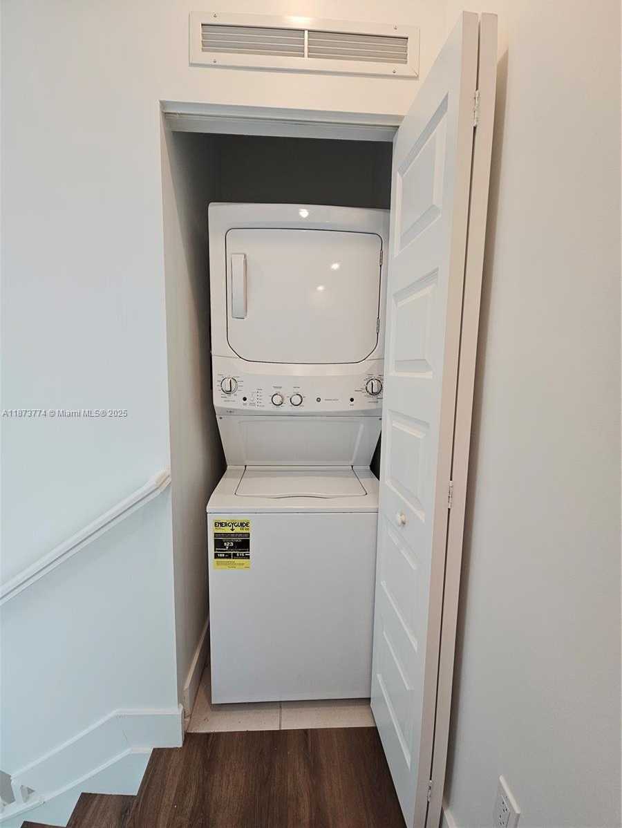 Small Image of 4640 NORTH WEST 84TH AVE #13, Doral Number 19