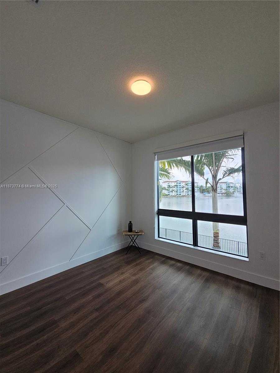 Small Image of 4640 NORTH WEST 84TH AVE #13, Doral Number 22