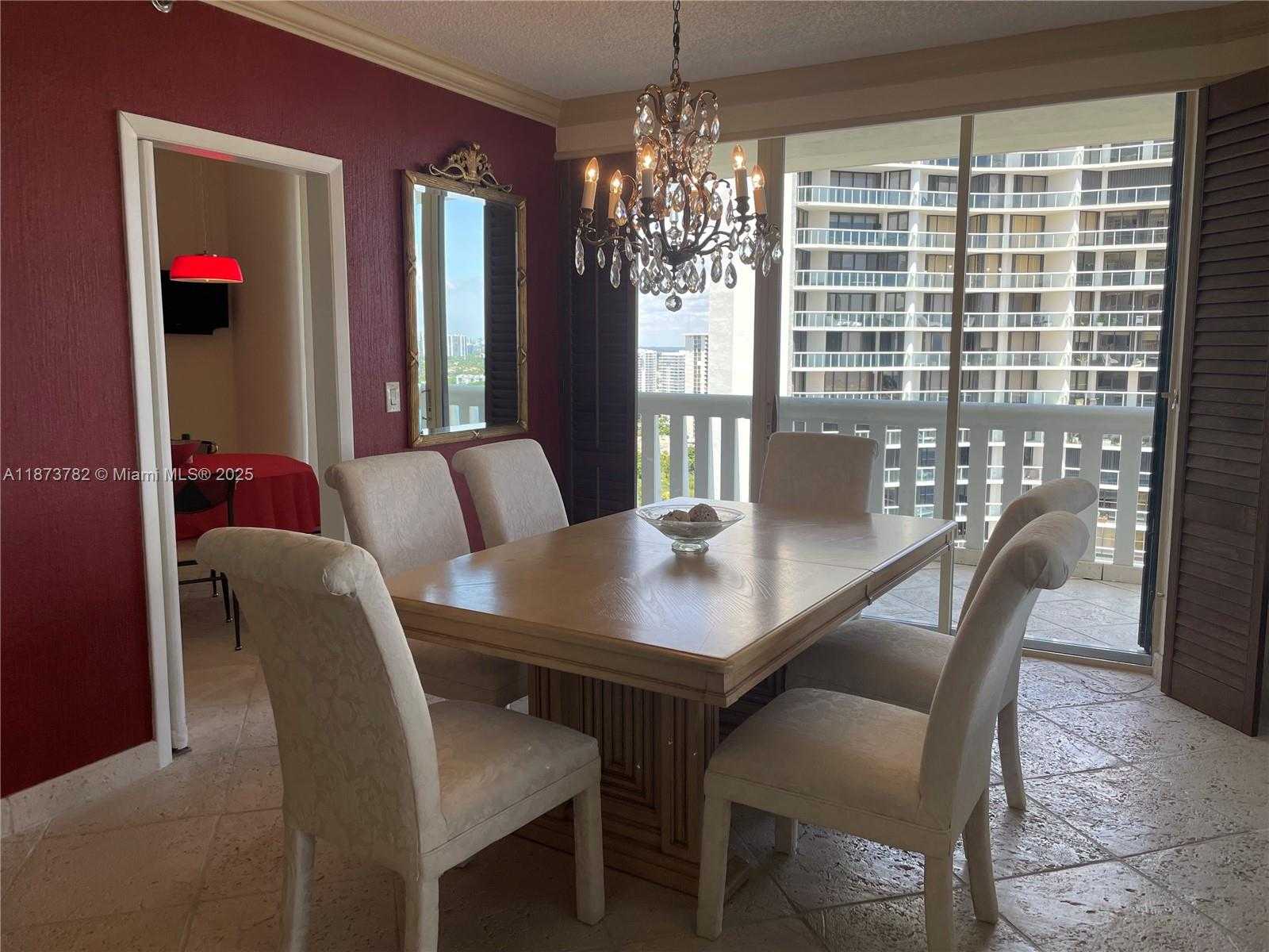 Small Image of 3000 ISLAND BLVD #2405, Aventura Number 6