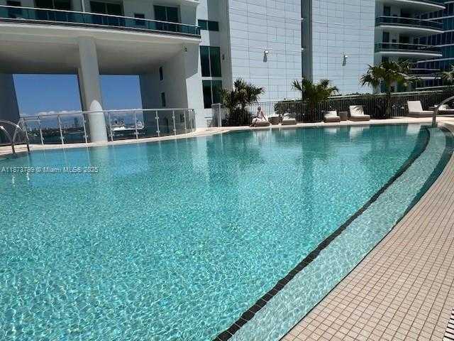 Small Image of 900 BISCAYNE BLVD #5605, Miami Number 38
