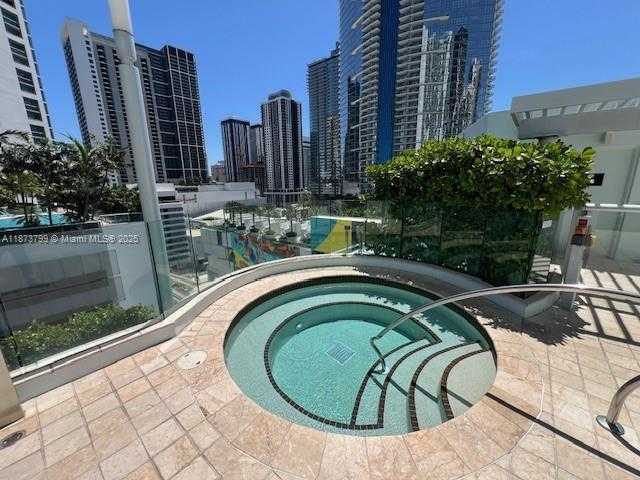 Small Image of 900 BISCAYNE BLVD #5605, Miami Number 45