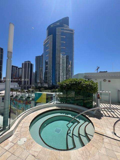 Small Image of 900 BISCAYNE BLVD #5605, Miami Number 47