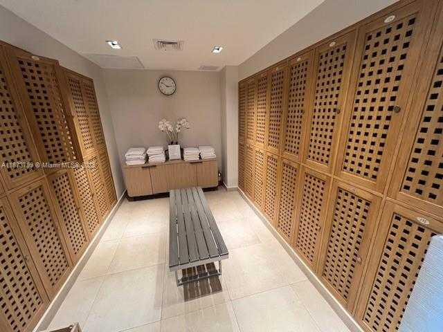 Small Image of 900 BISCAYNE BLVD #5605, Miami Number 54