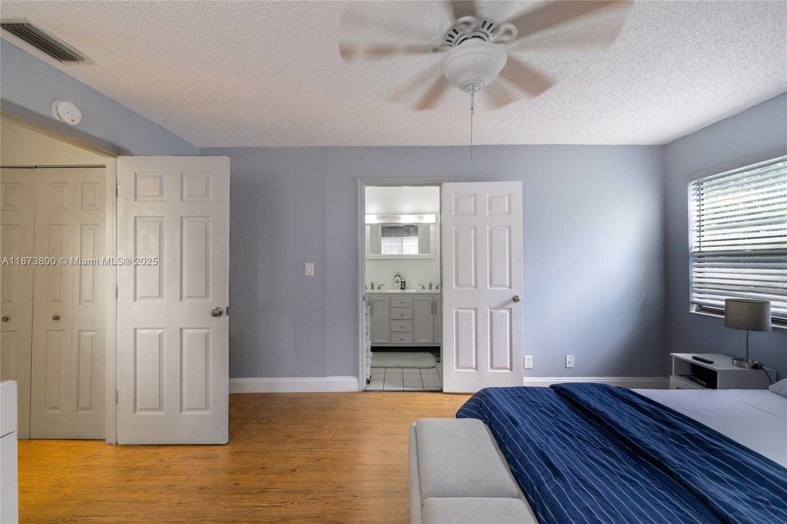 Small Image of 10600 LA PLACIDA DR #10600, Coral Springs Number 16