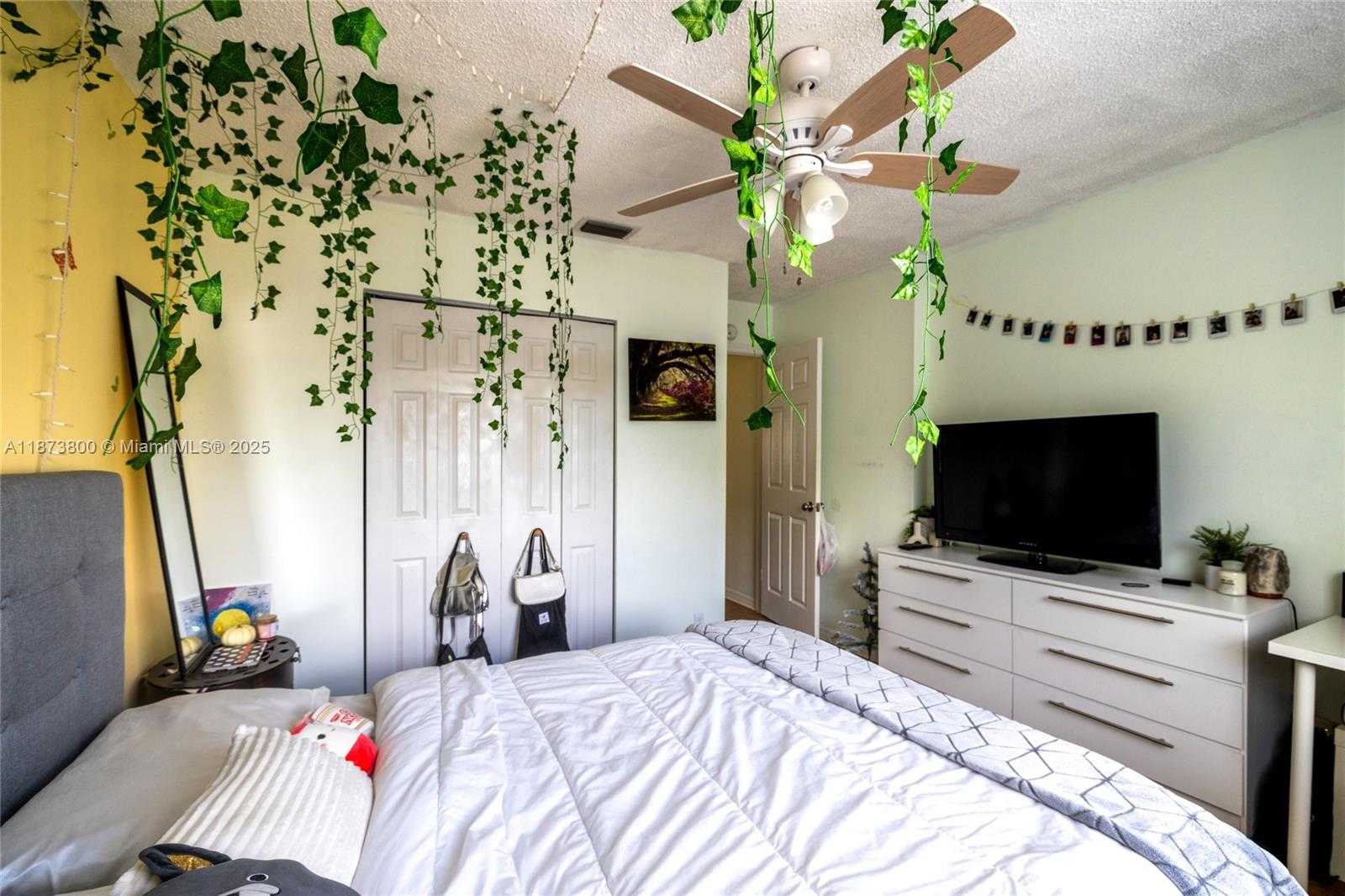 Small Image of 10600 LA PLACIDA DR #10600, Coral Springs Number 27