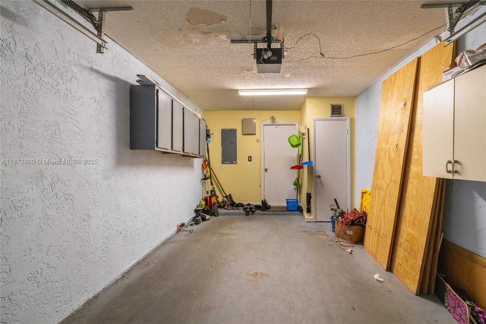 Small Image of 10600 LA PLACIDA DR #10600, Coral Springs Number 29