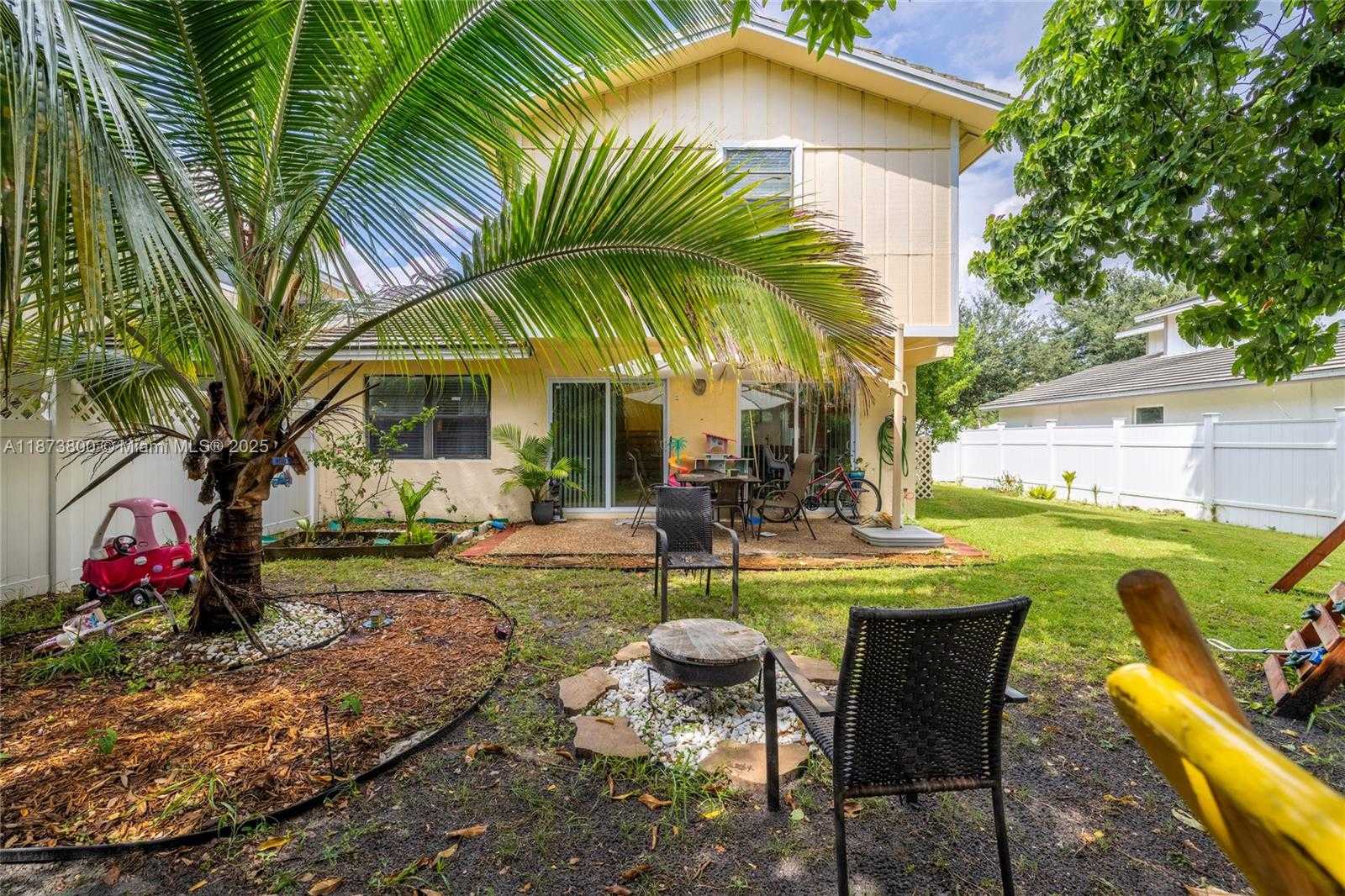 Small Image of 10600 LA PLACIDA DR #10600, Coral Springs Number 30