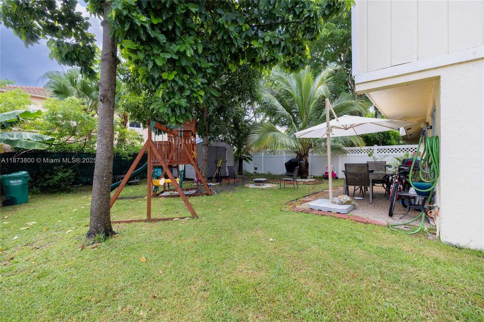 Small Image of 10600 LA PLACIDA DR #10600, Coral Springs Number 33