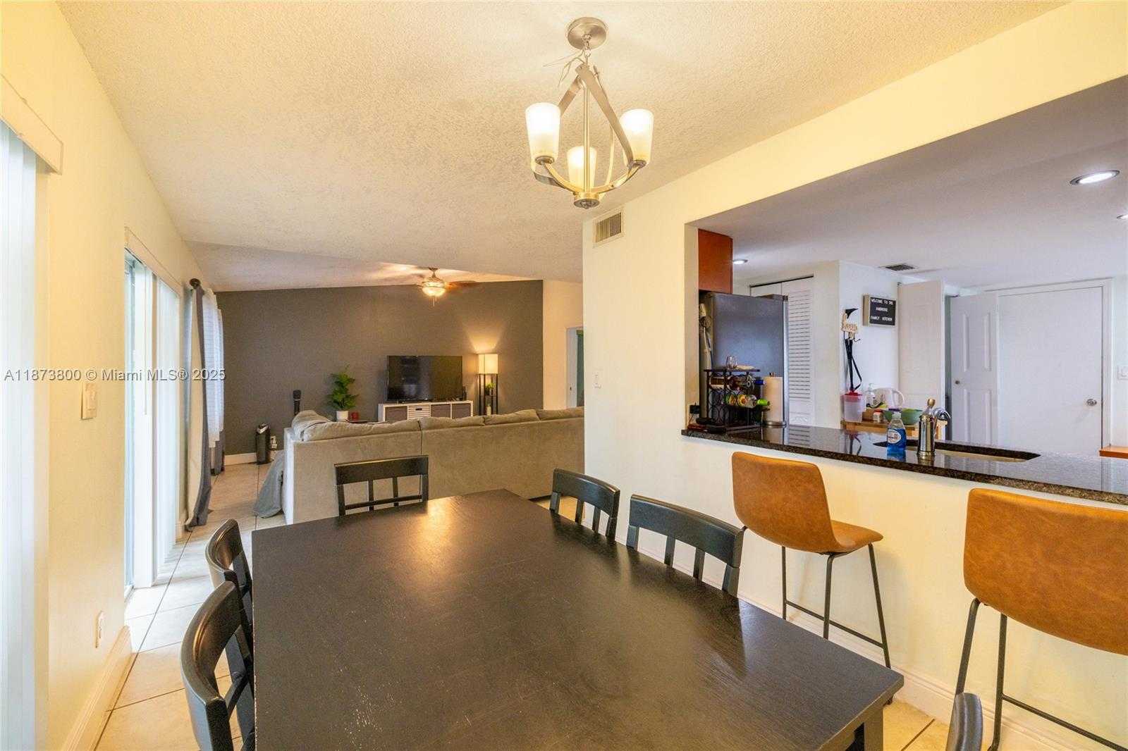 Small Image of 10600 LA PLACIDA DR #10600, Coral Springs Number 8