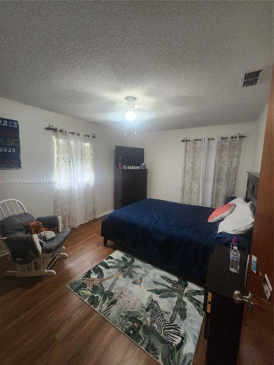Small Image of 3012 PARKWOOD RD, Sebring Number 11