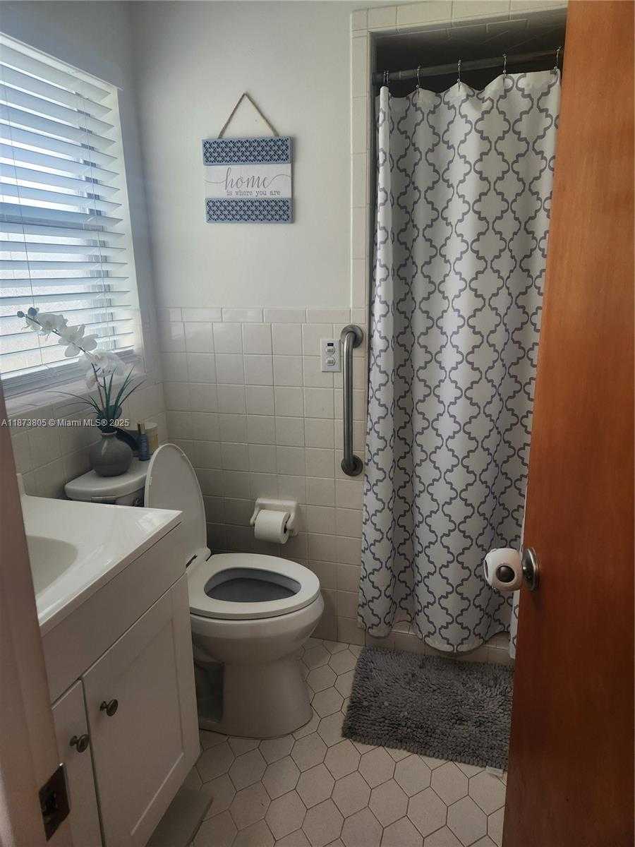 Small Image of 3012 PARKWOOD RD, Sebring Number 12