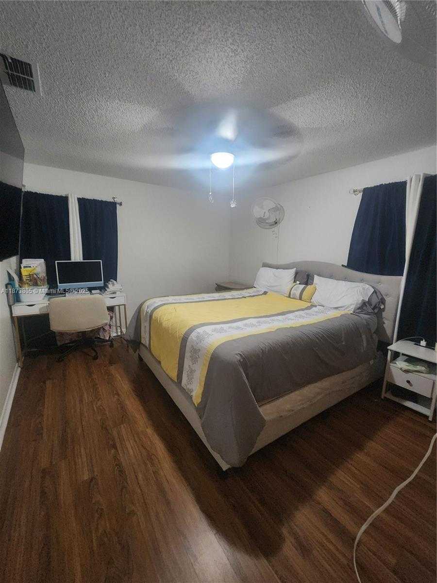 Small Image of 3012 PARKWOOD RD, Sebring Number 8