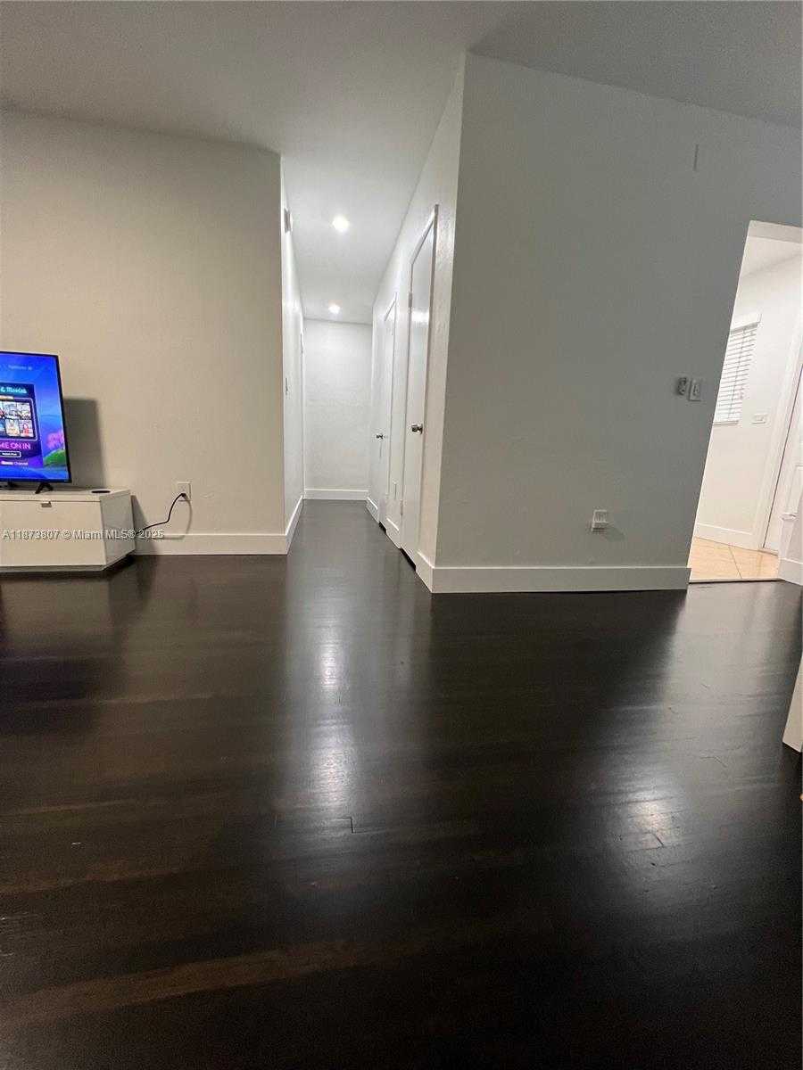 Small Image of 620 JEFFERSON AVE #2, Miami Beach Number 7