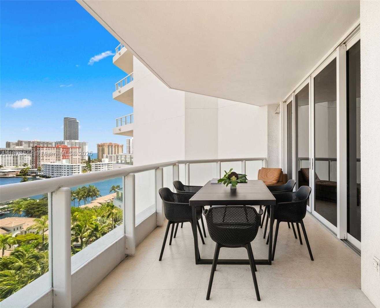 Small Image of 21200 POINT PL #1102, Aventura Number 10