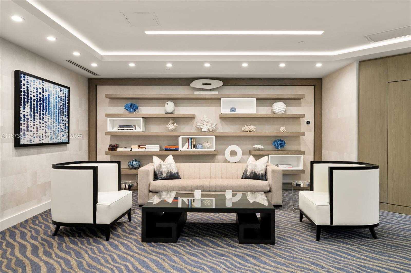 Small Image of 21200 POINT PL #1102, Aventura Number 38