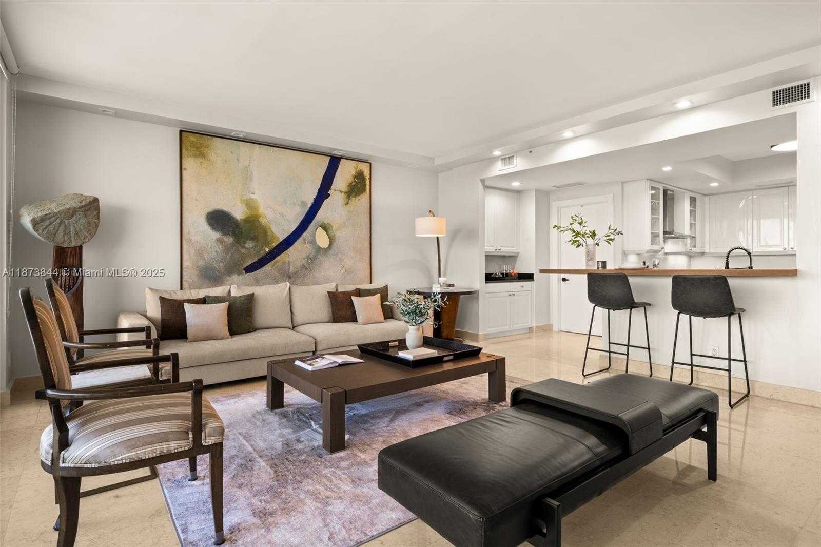 Small Image of 21200 POINT PL #1102, Aventura Number 6