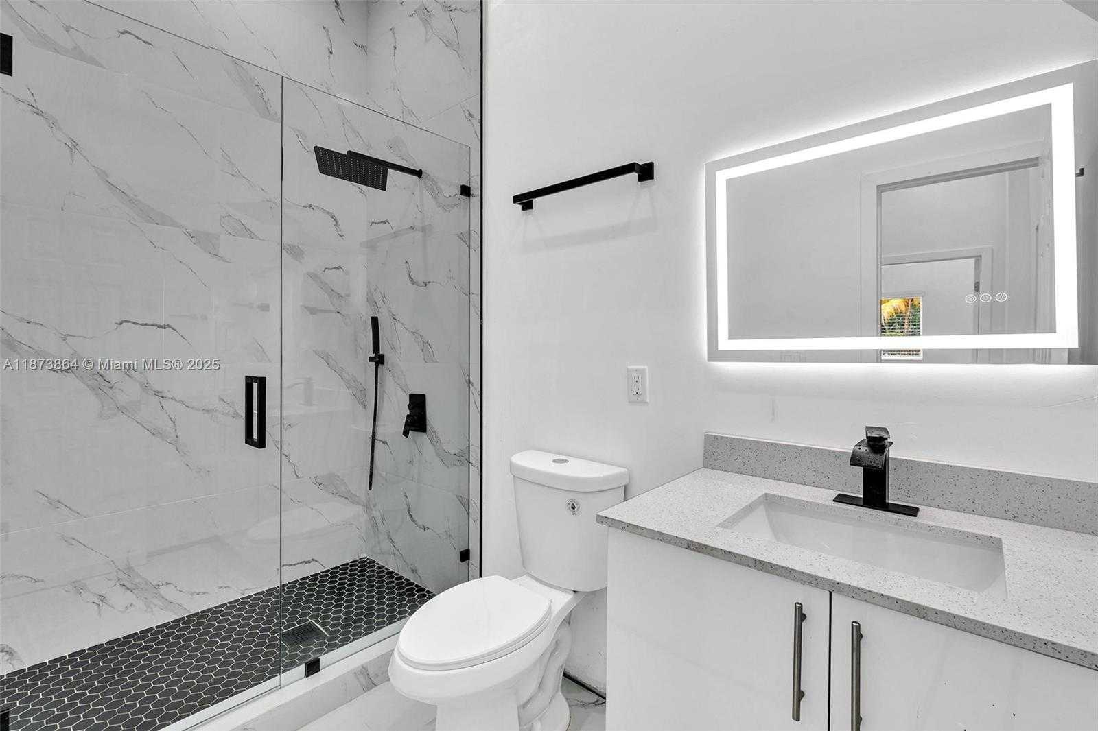 Small Image of 5850 NORTH EAST 3RD AVE #1, Miami Number 7