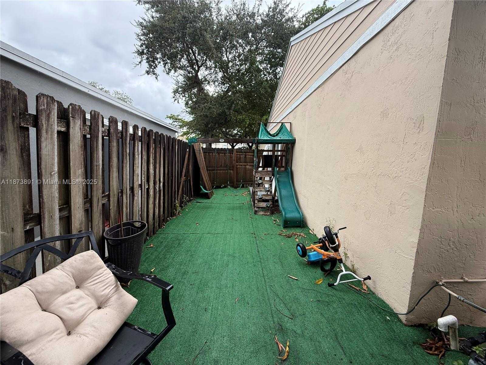 Small Image of 14560 SOUTH WEST 124TH PL #1560, Miami Number 4