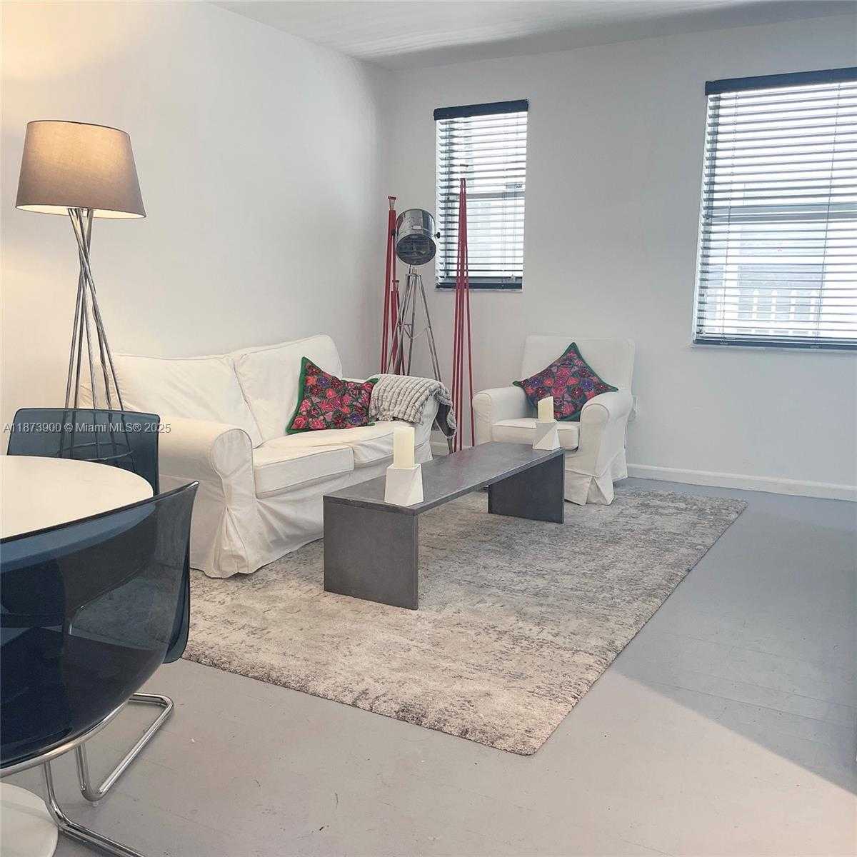 Small Image of 1550 DREXEL AVE #105, Miami Beach Number 2