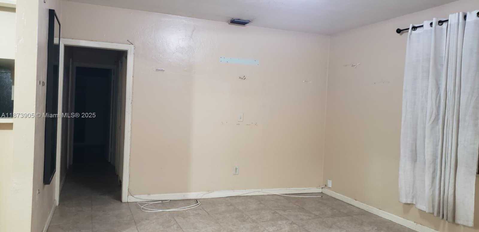 Small Image of 2063 NORTH EAST 173RD ST, North Miami Beach Number 10