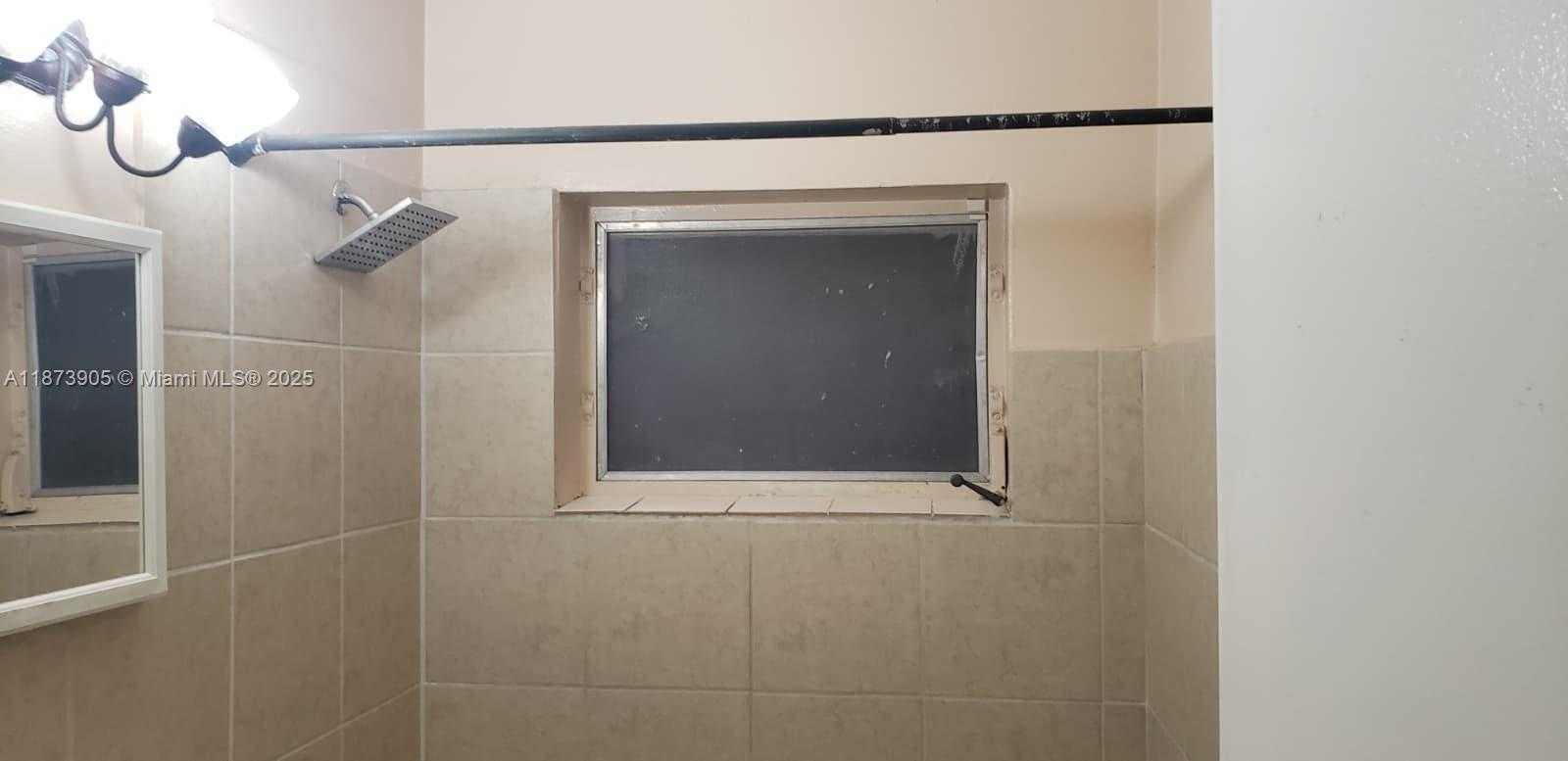 Small Image of 2063 NORTH EAST 173RD ST, North Miami Beach Number 2