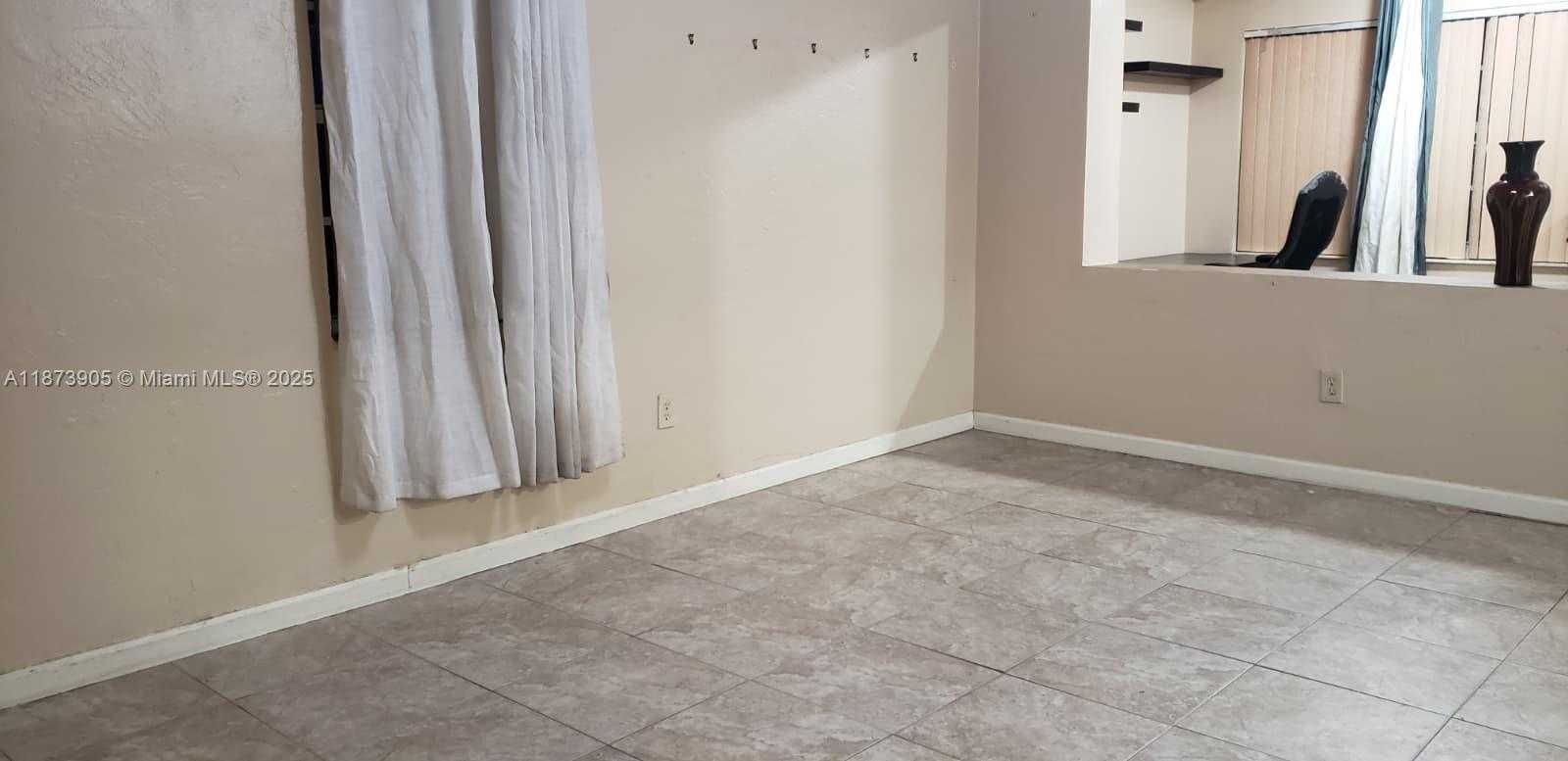 Small Image of 2063 NORTH EAST 173RD ST, North Miami Beach Number 9
