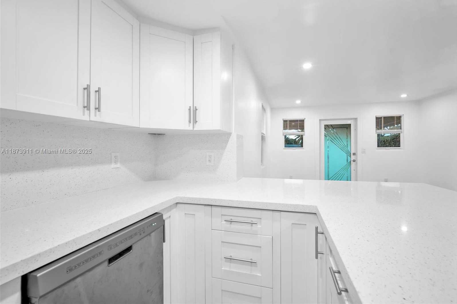 Small Image of 2372 NORTH WEST 34TH ST #na, Miami Number 12