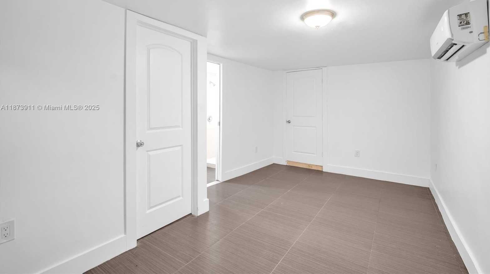 Small Image of 2372 NORTH WEST 34TH ST #na, Miami Number 17