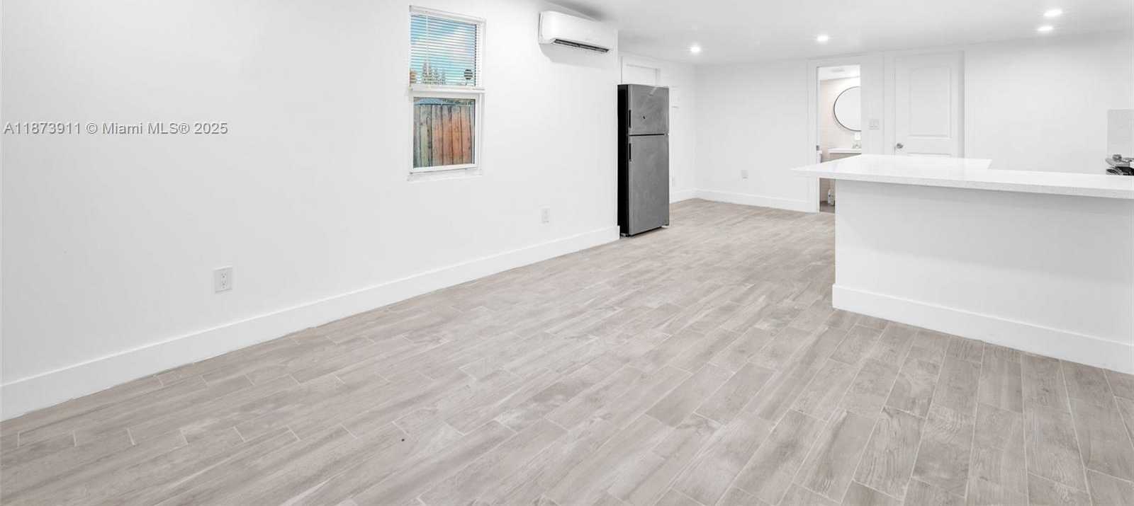 Small Image of 2372 NORTH WEST 34TH ST #na, Miami Number 6