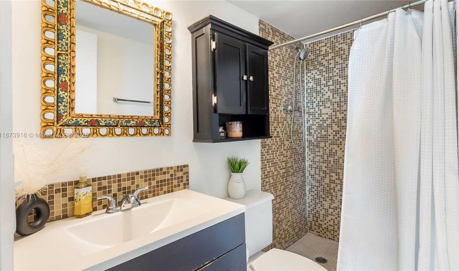 Small Image of 2851 NORTH EAST 183RD ST #809E, Aventura Number 23