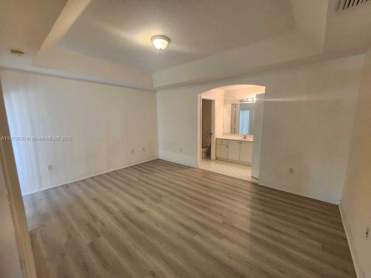 Small Image of 22631 SOUTH WEST 88TH PL #15-18, Cutler Bay Number 8