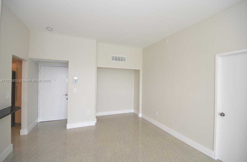 Small Image of 3701 NORTH COUNTRY CLUB DR #PH07, Aventura Number 10