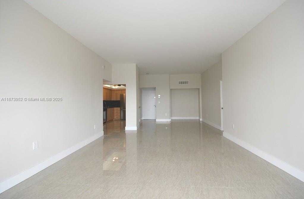 Small Image of 3701 NORTH COUNTRY CLUB DR #PH07, Aventura Number 11