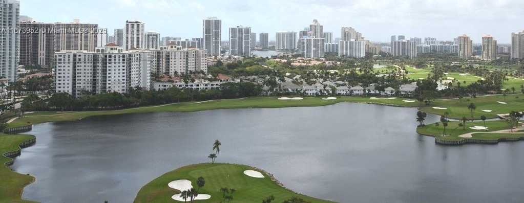 Small Image of 3701 NORTH COUNTRY CLUB DR #PH07, Aventura Number 14