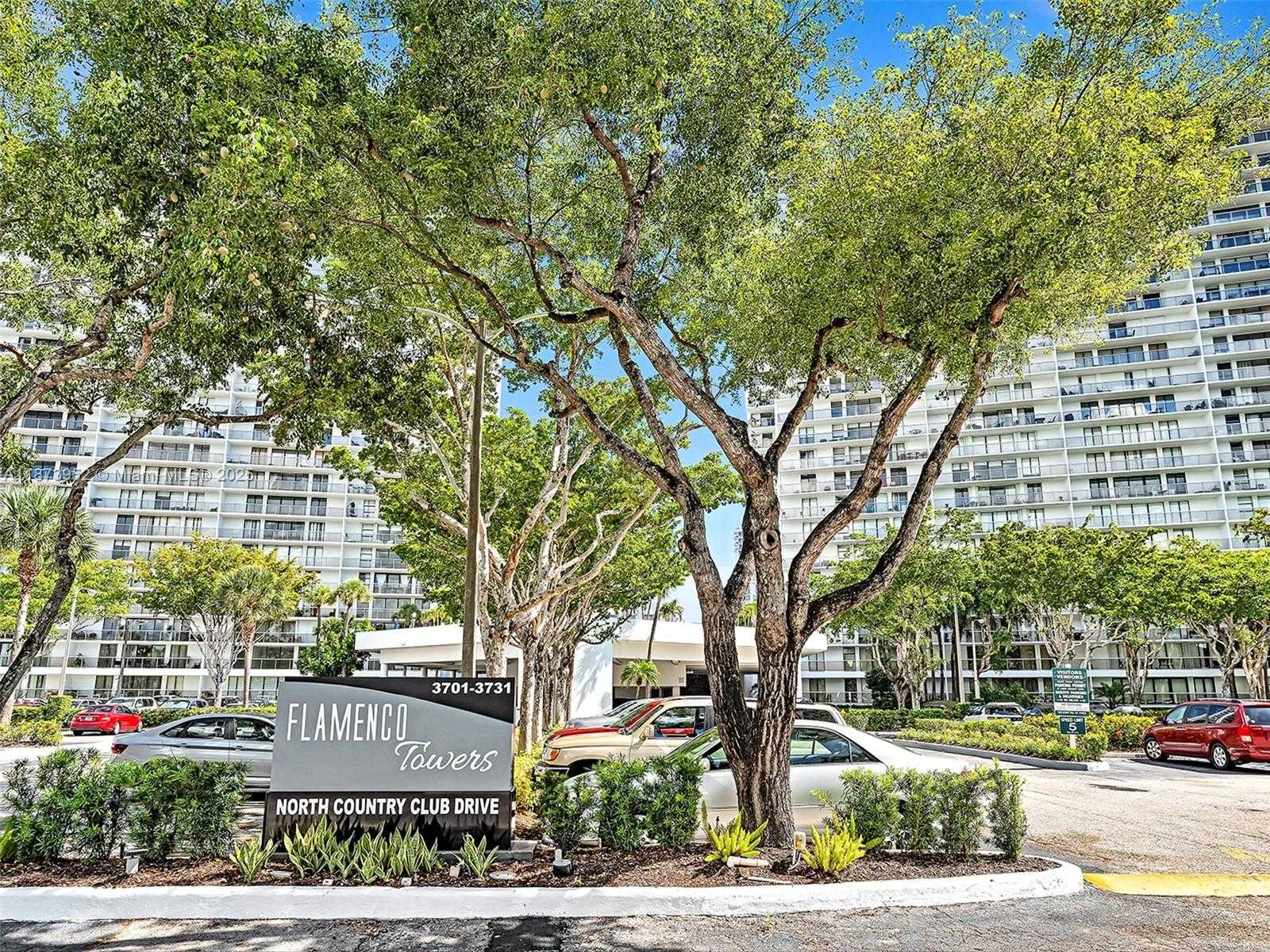 Small Image of 3701 NORTH COUNTRY CLUB DR #PH07, Aventura Number 2