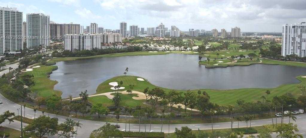 Small Image of 3701 NORTH COUNTRY CLUB DR #PH07, Aventura Number 52