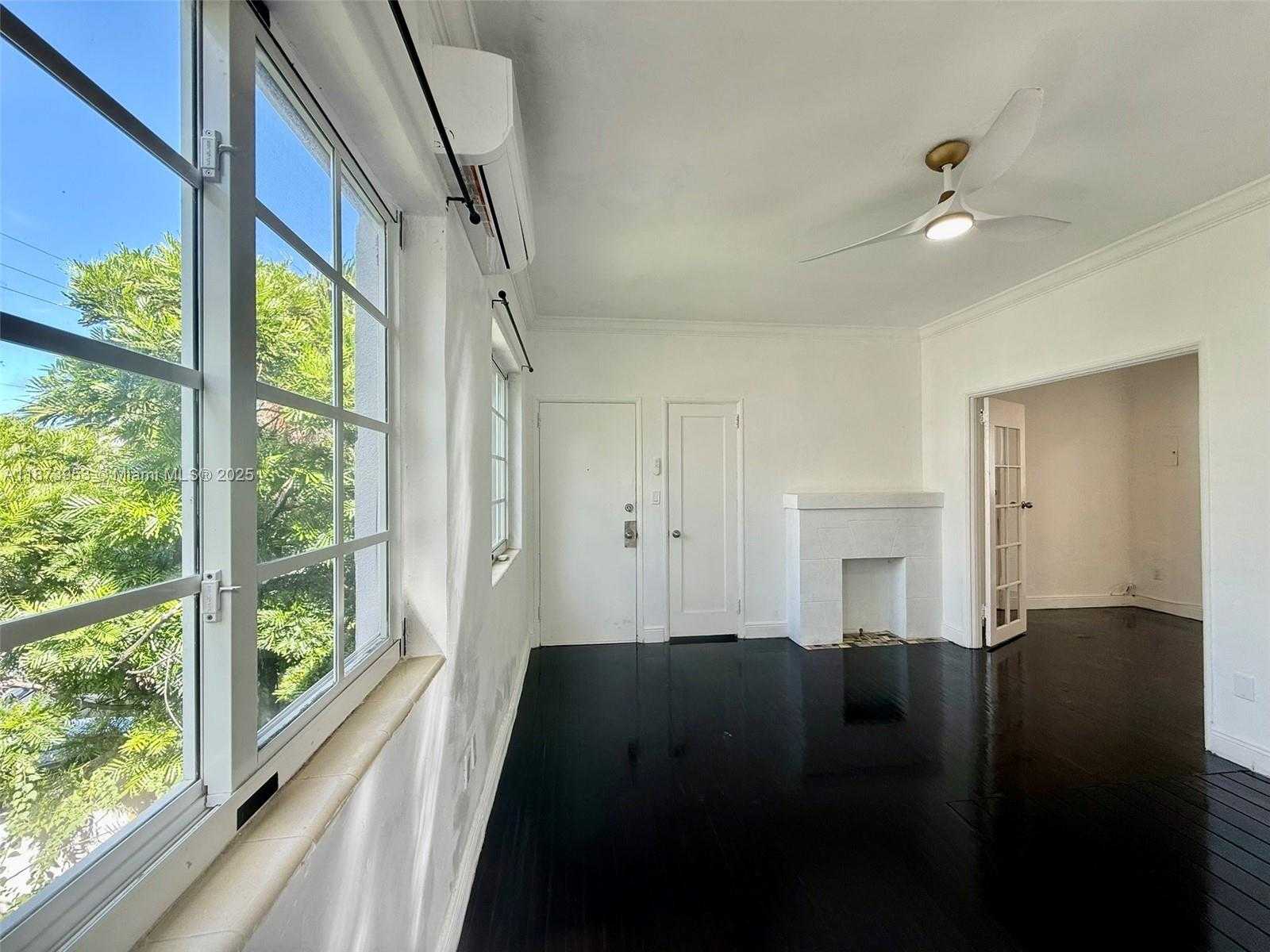 Small Image of 1619 MERIDIAN AVE #3, Miami Beach Number 5