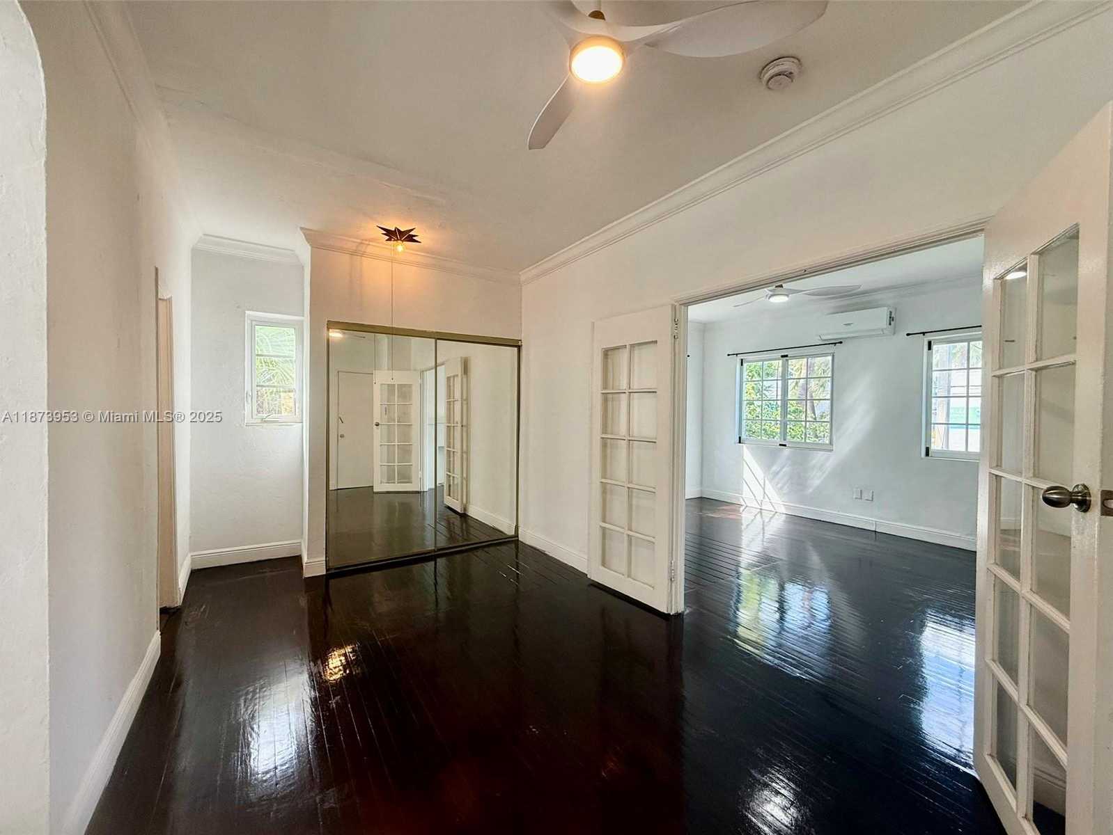 Small Image of 1619 MERIDIAN AVE #3, Miami Beach Number 7