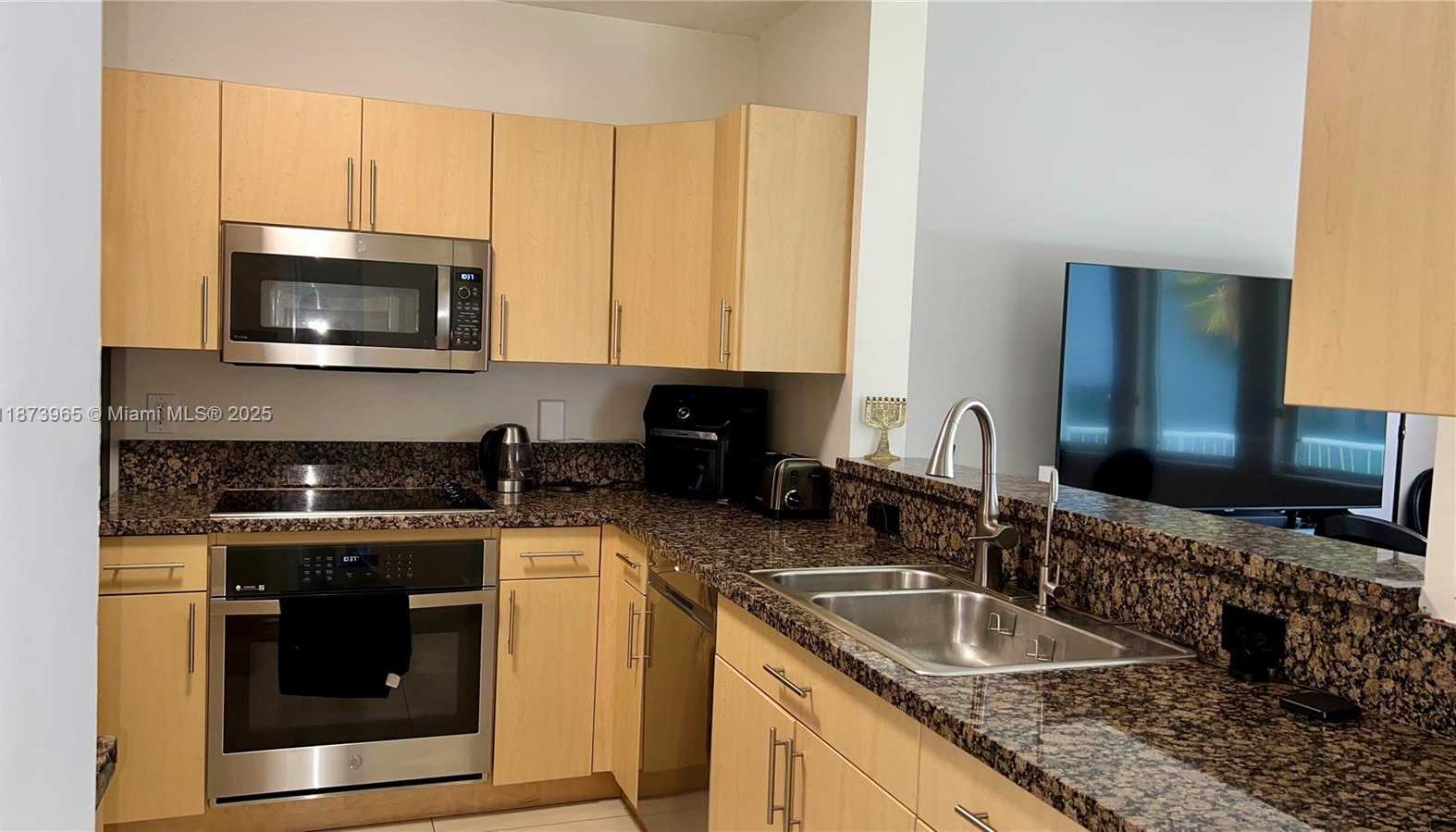 Small Image of 3167 NORTH EAST 210TH ST, Aventura Number 10