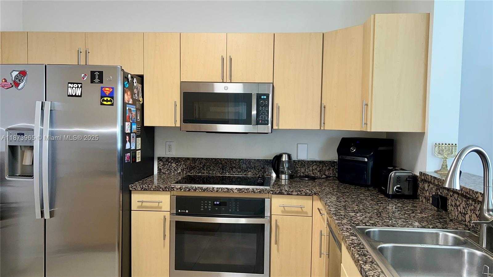 Small Image of 3167 NORTH EAST 210TH ST, Aventura Number 11
