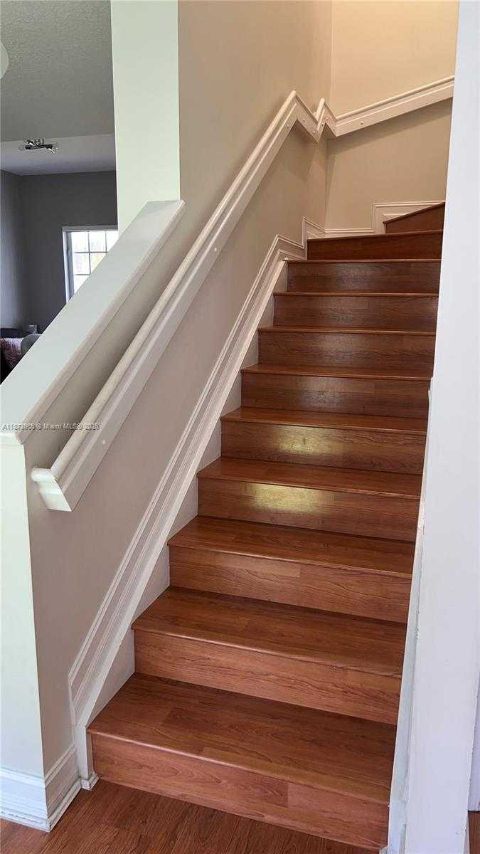 Small Image of 3167 NORTH EAST 210TH ST, Aventura Number 21