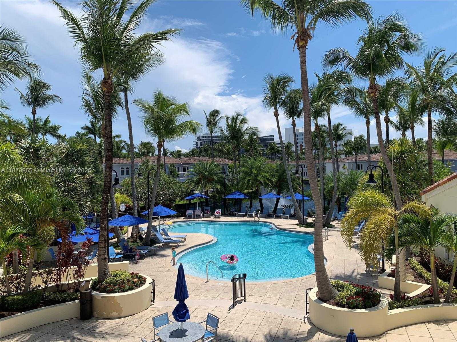Small Image of 3167 NORTH EAST 210TH ST, Aventura Number 42