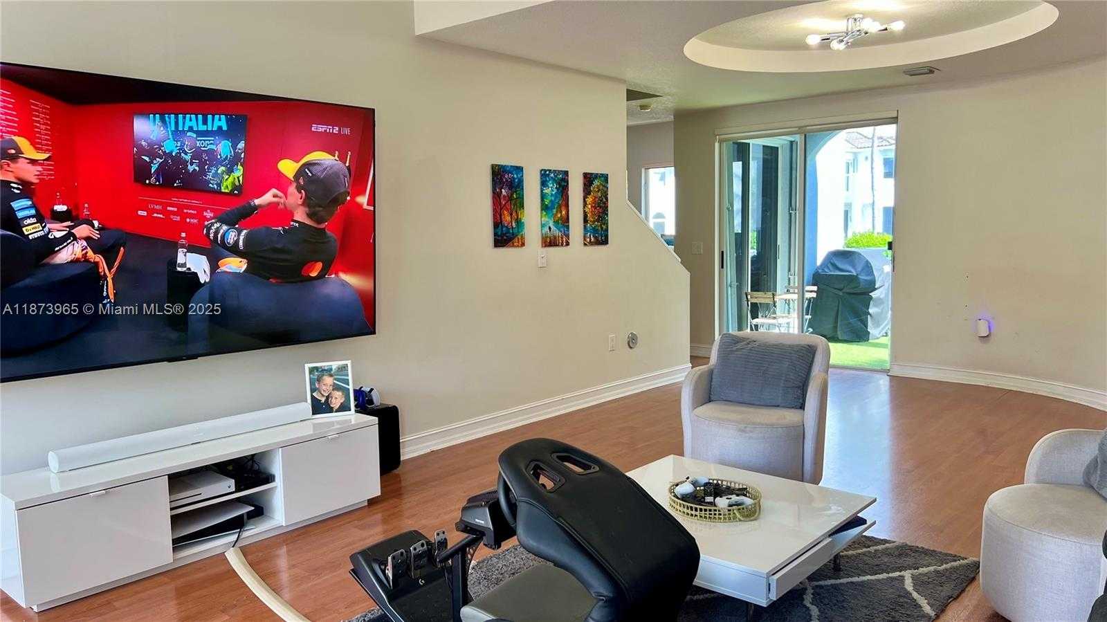 Small Image of 3167 NORTH EAST 210TH ST, Aventura Number 5