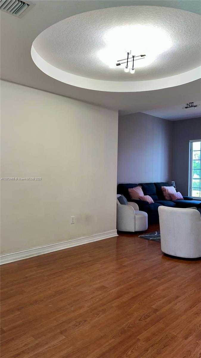 Small Image of 3167 NORTH EAST 210TH ST, Aventura Number 6