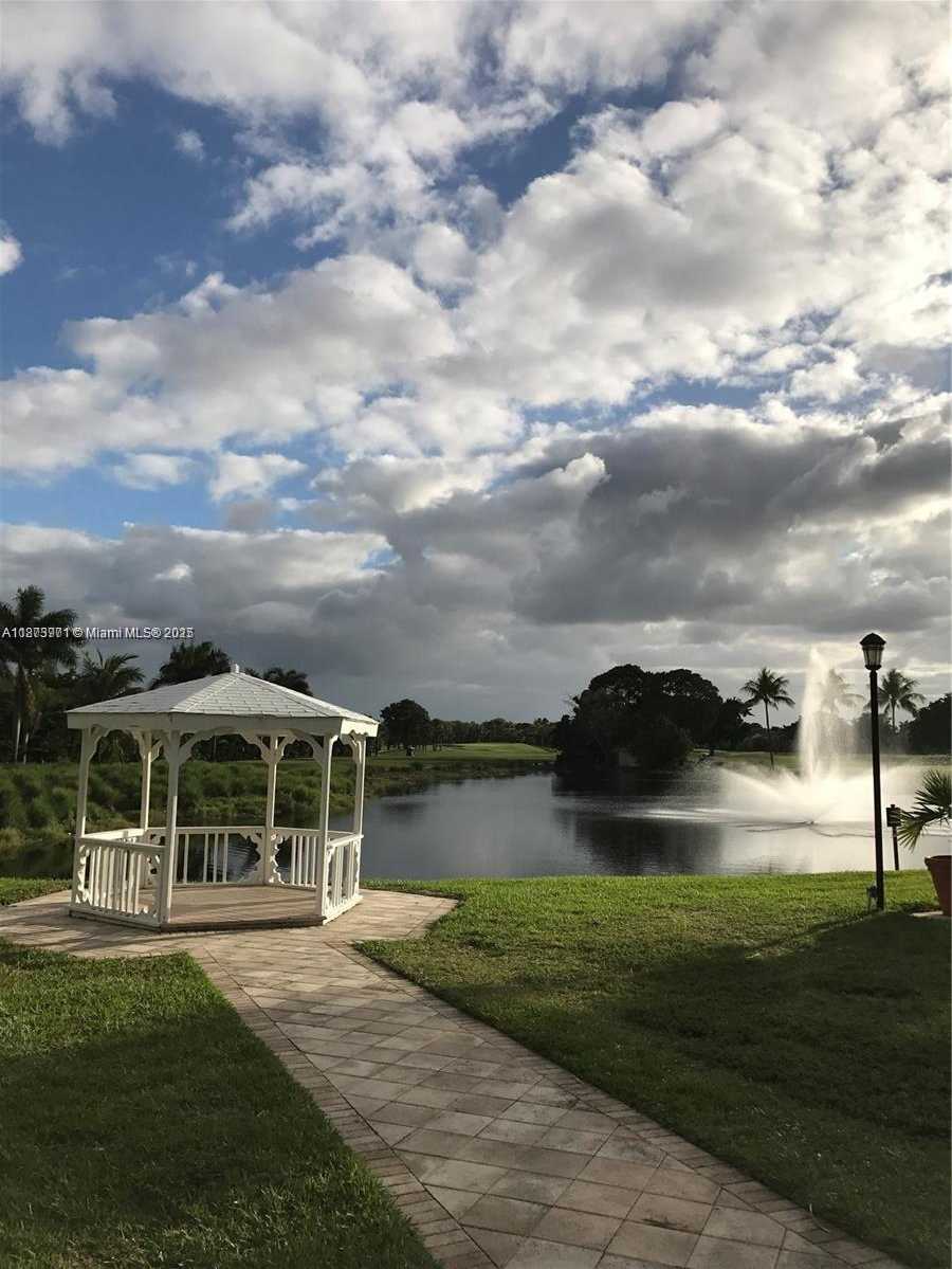 Small Image of 9725 52ND ST #211, Doral Number 33